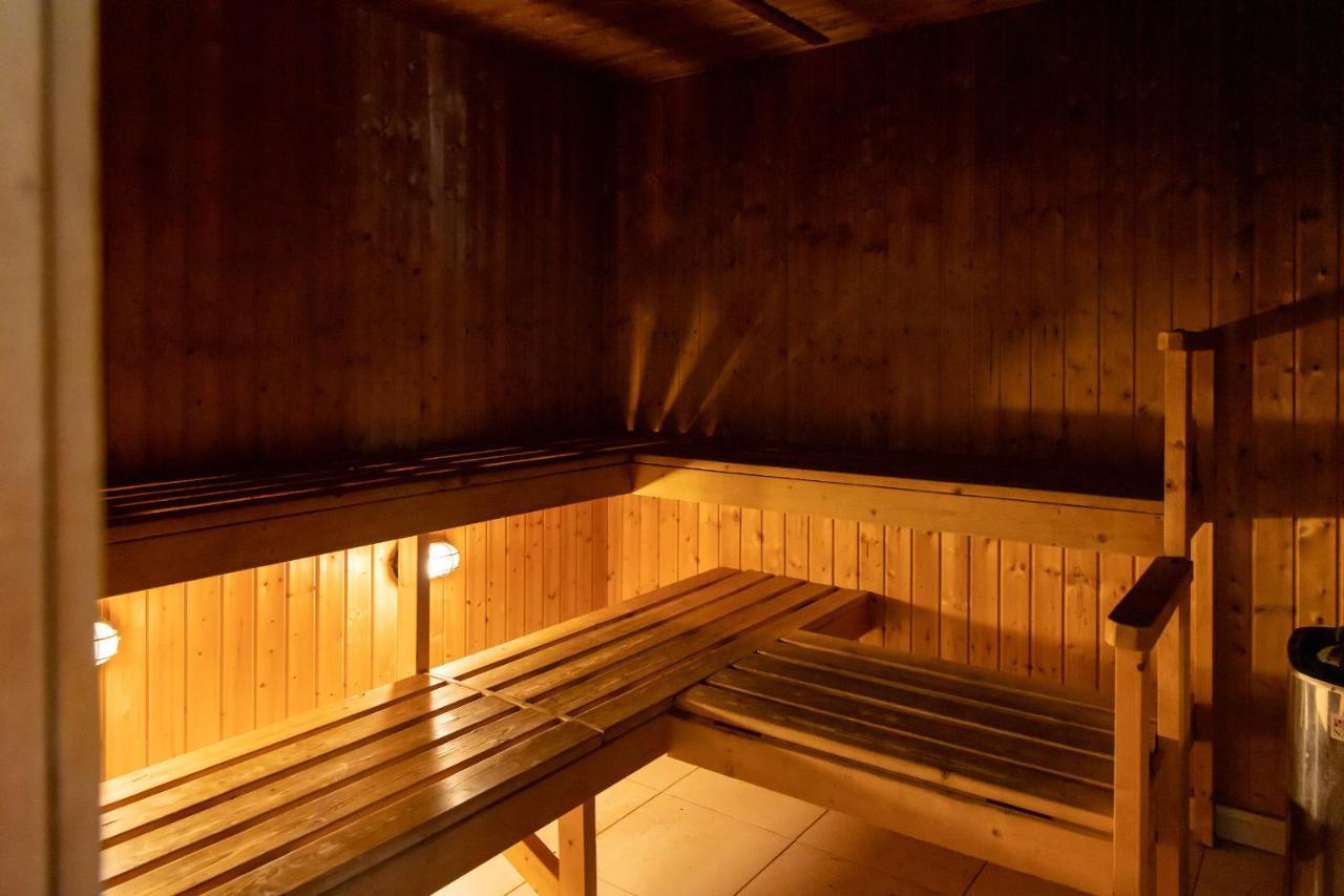 Ohtel Auckland Hotel Buitenkant foto A Finnish sauna