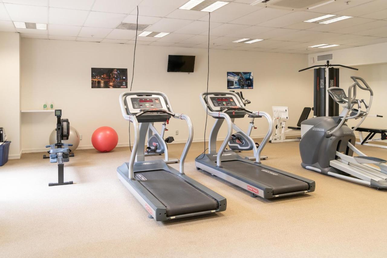 Ohtel Auckland Hotel Buitenkant foto A gym