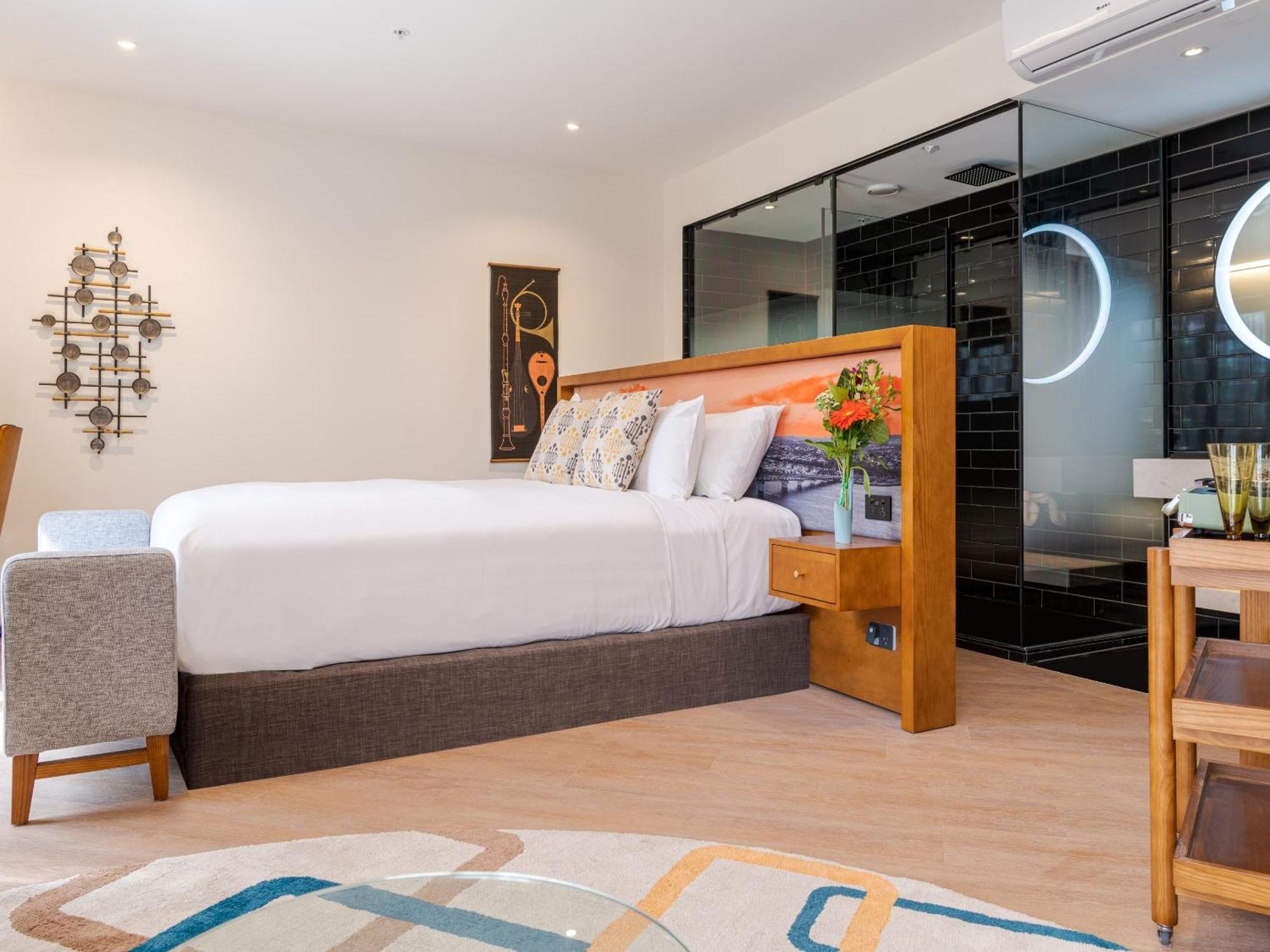 Ohtel Auckland Hotel Buitenkant foto A bedroom at the hotel